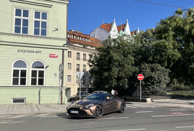 Aston Martin Vantage 2024