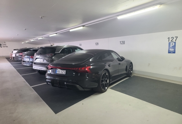 Audi RS E-Tron GT 2025