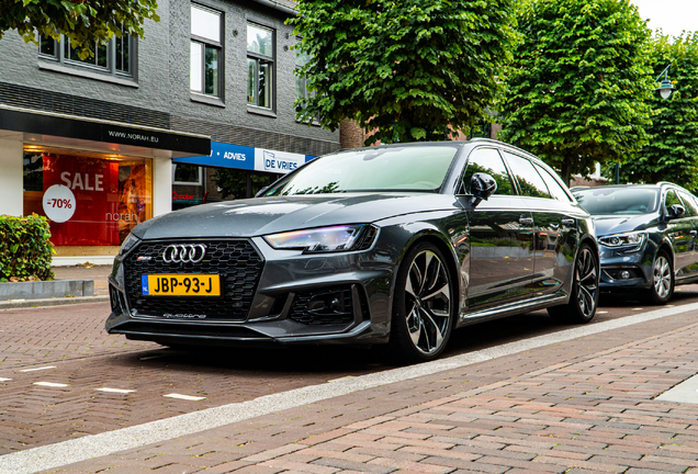 Audi RS4 Avant B9
