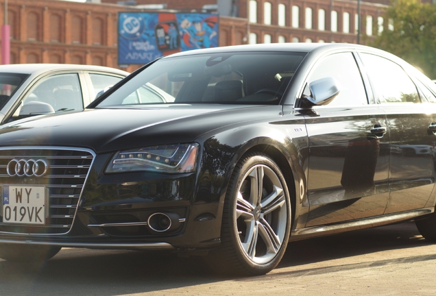 Audi S8 D4