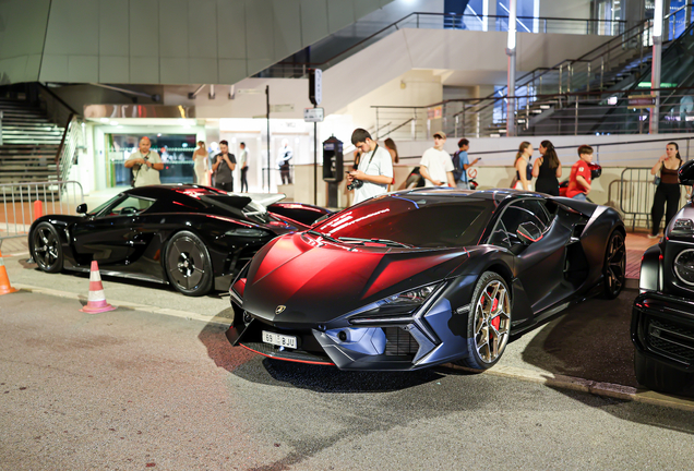 Lamborghini Revuelto