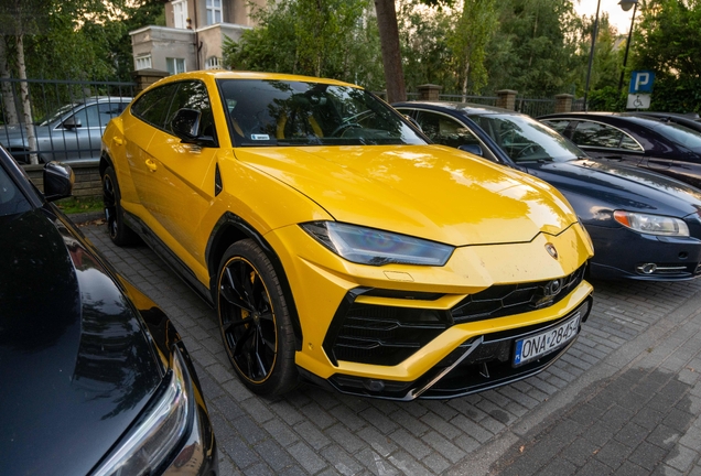 Lamborghini Urus