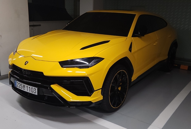 Lamborghini Urus S