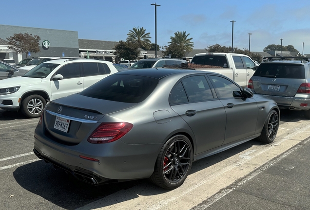 Mercedes-AMG E 63 S W213