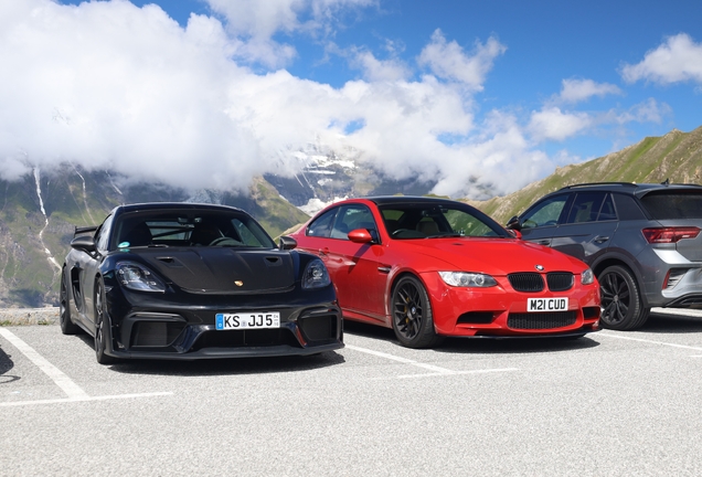 Porsche 718 Cayman GT4 RS Weissach Package