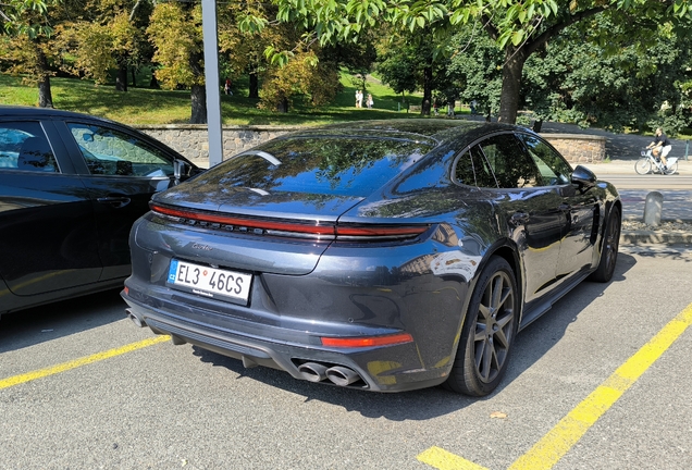Porsche 972 Panamera Turbo E-Hybrid