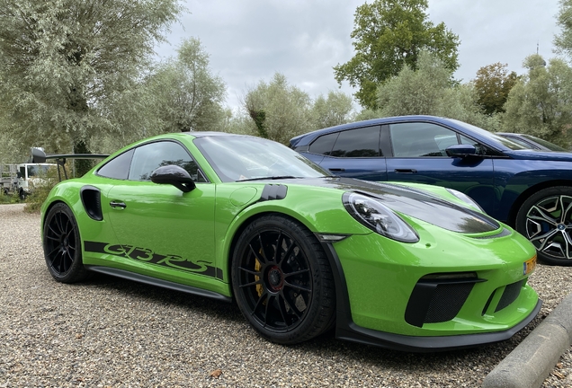 Porsche 991 GT3 RS MkII Weissach Package