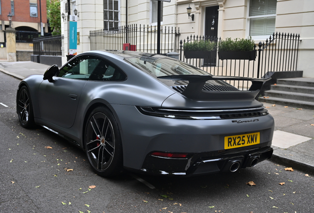 Porsche 992 Carrera 4 GTS MkII