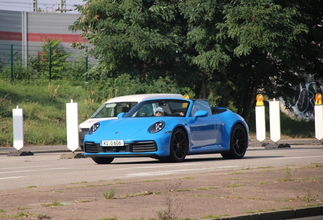Porsche 992 Carrera 4S Cabriolet MkI