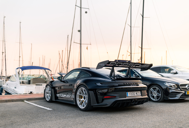 Porsche 992 GT3 RS MkI Weissach Package