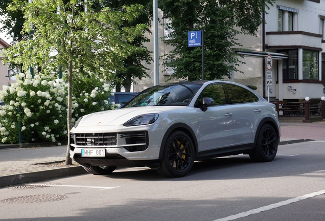 Porsche Cayenne Coupé Turbo E-Hybrid