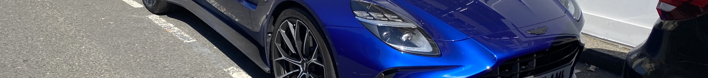 Aston Martin Vantage 2024