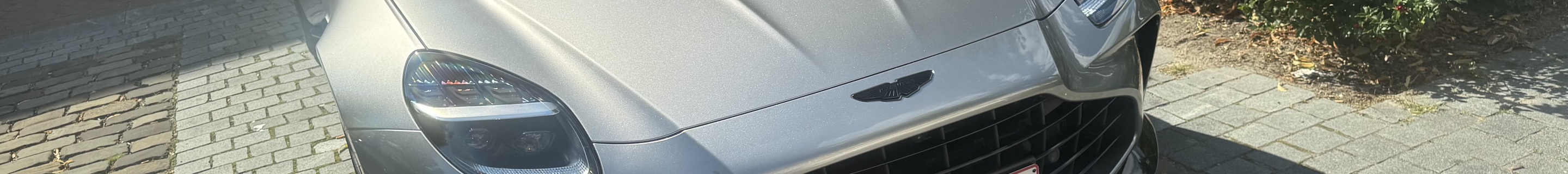 Aston Martin Vantage 2024