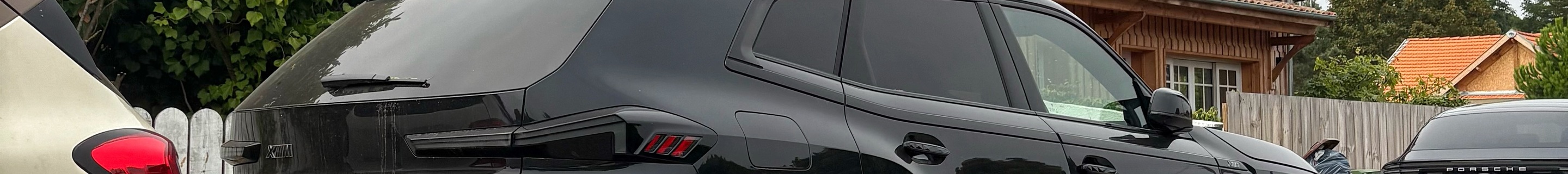 BMW XM G09