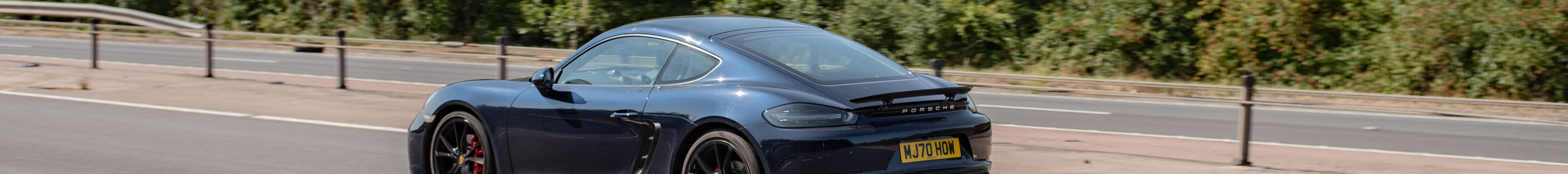 Porsche 718 Cayman S