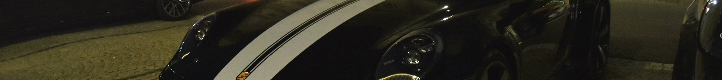 Porsche 992 Sport Classic