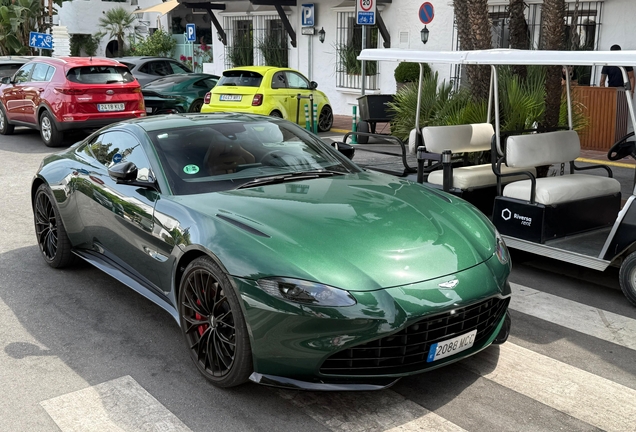 Aston Martin V8 Vantage 2018