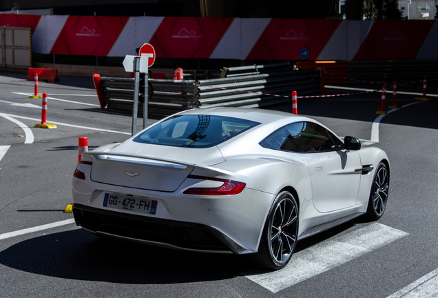 Aston Martin Vanquish 2013