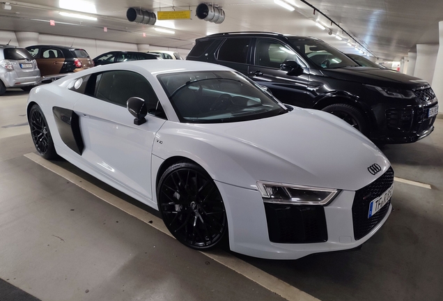Audi R8 V10 Plus 2015