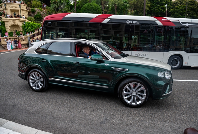Bentley Bentayga Hybrid 2021
