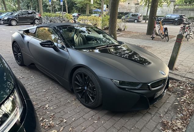 BMW i8 Roadster