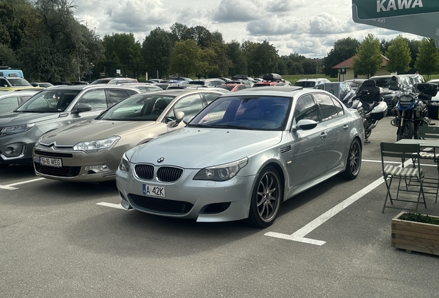 BMW M5 E60 2005