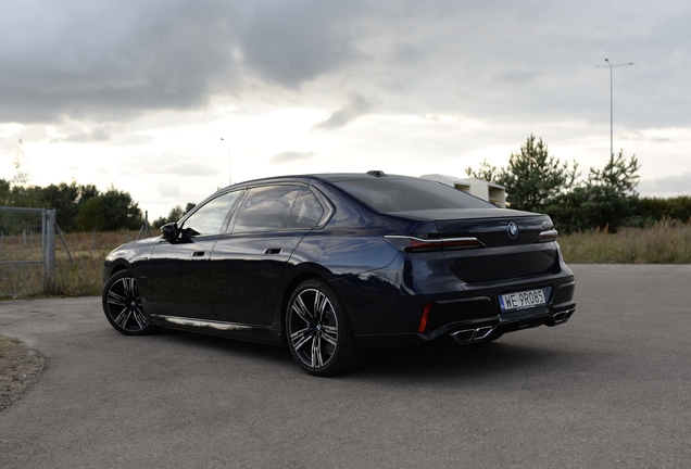 BMW M760e xDrive