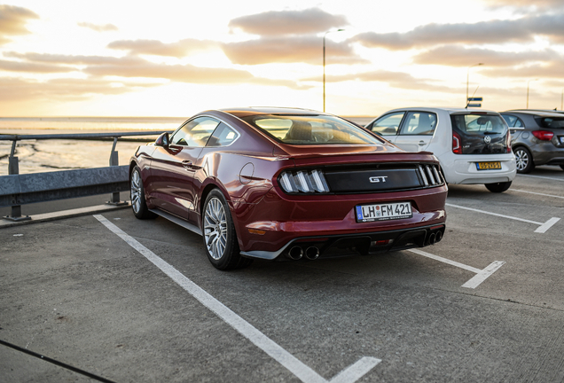 Ford Mustang GT 2015