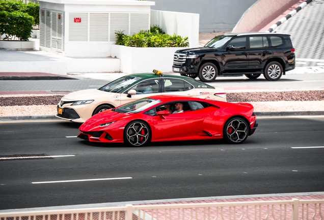 Lamborghini Huracán LP640-4 EVO