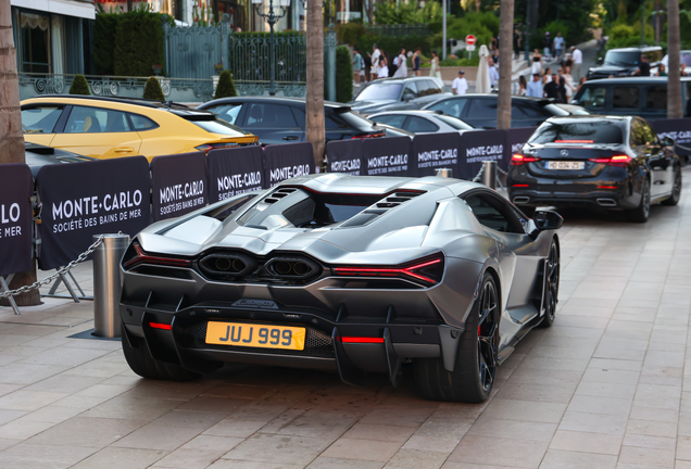 Lamborghini Revuelto