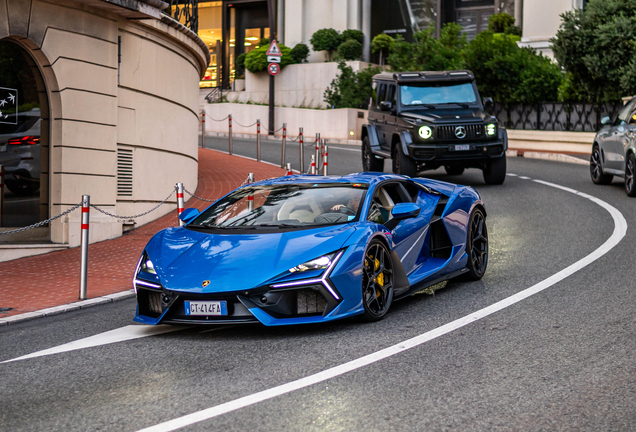 Lamborghini Revuelto