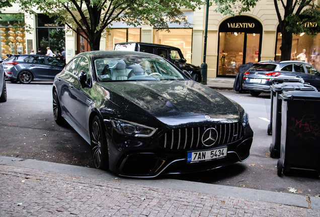 Mercedes-AMG GT 63 X290