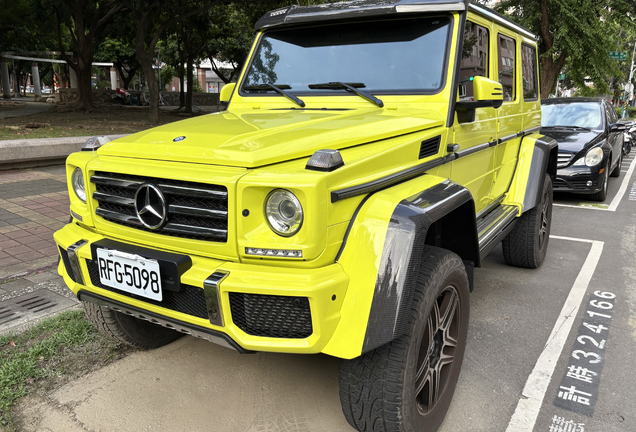 Mercedes-Benz G 550 4X4²