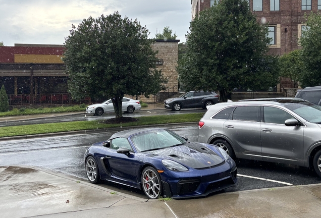 Porsche 718 Spyder RS Weissach Package