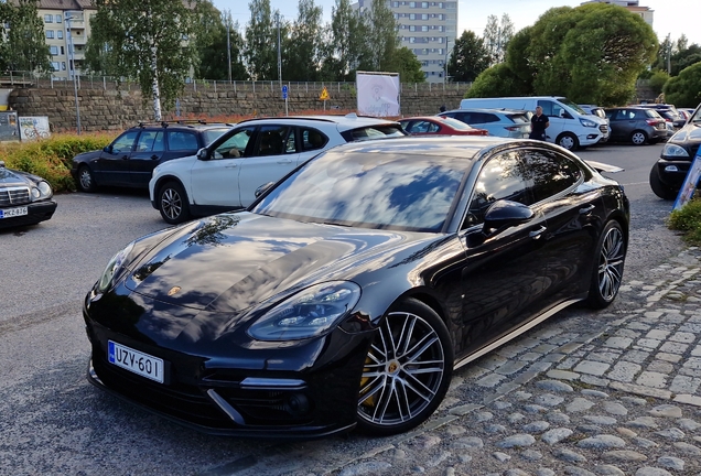 Porsche 971 Panamera Turbo S E-Hybrid MkI