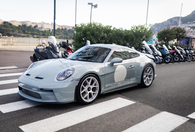 Porsche 992 S/T