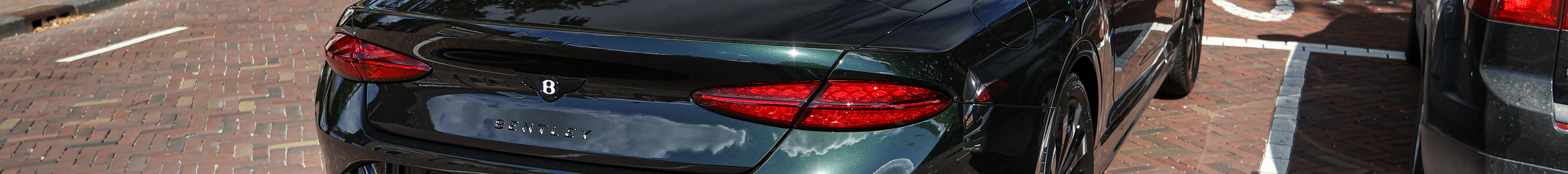 Bentley Continental GTC 2025