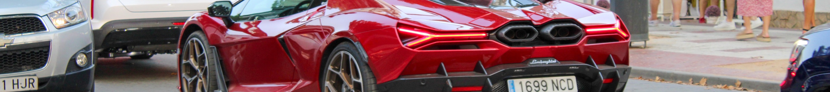 Lamborghini Revuelto