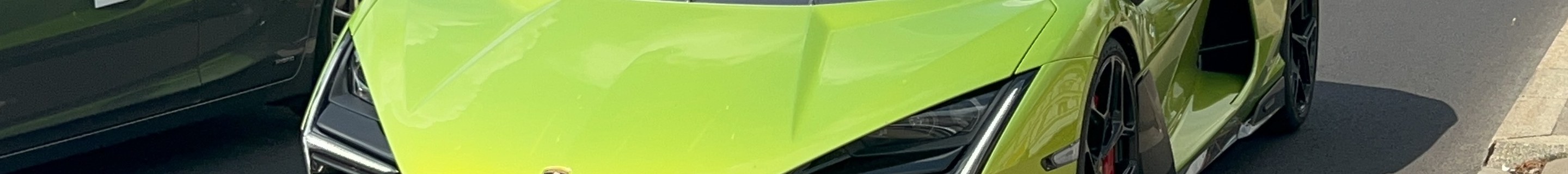 Lamborghini Revuelto