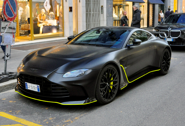Aston Martin V12 Vantage 2023