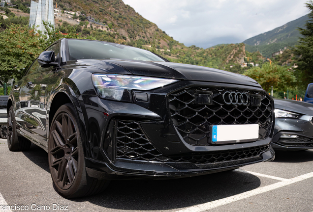 Audi RS Q8 2024