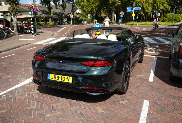 Bentley Continental GTC 2025