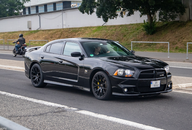 Dodge Charger SRT-8 Super Bee 2012