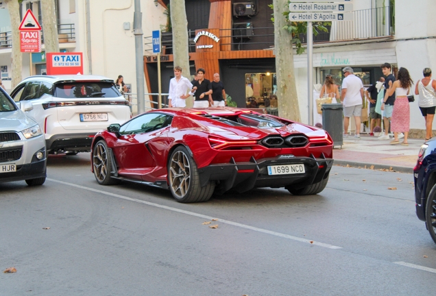 Lamborghini Revuelto