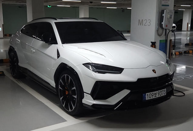 Lamborghini Urus S