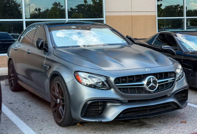 Mercedes-AMG E 63 S W213