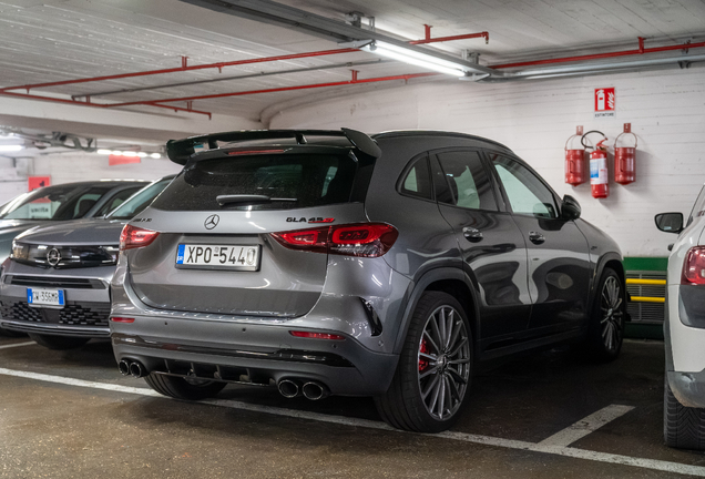 Mercedes-AMG GLA 45 S 4MATIC+ H247