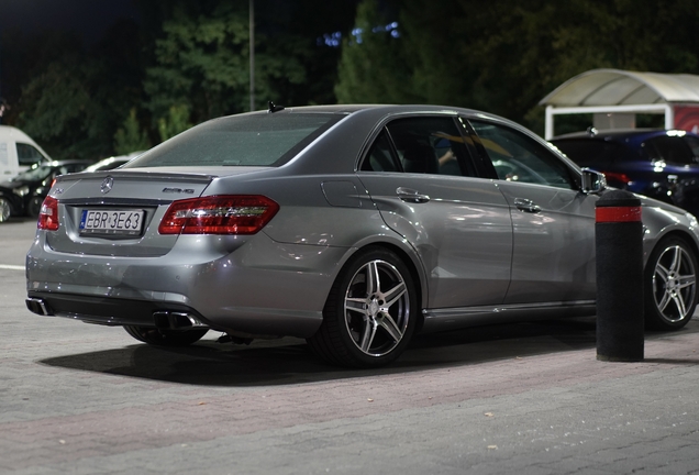Mercedes-Benz E 63 AMG W212