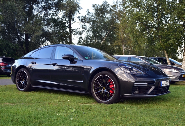 Porsche 971 Panamera Turbo MkI