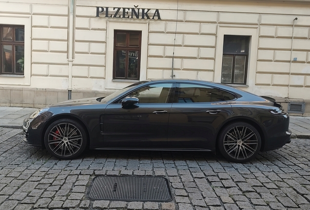 Porsche 971 Panamera Turbo MkI